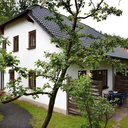 Stromberg 3*